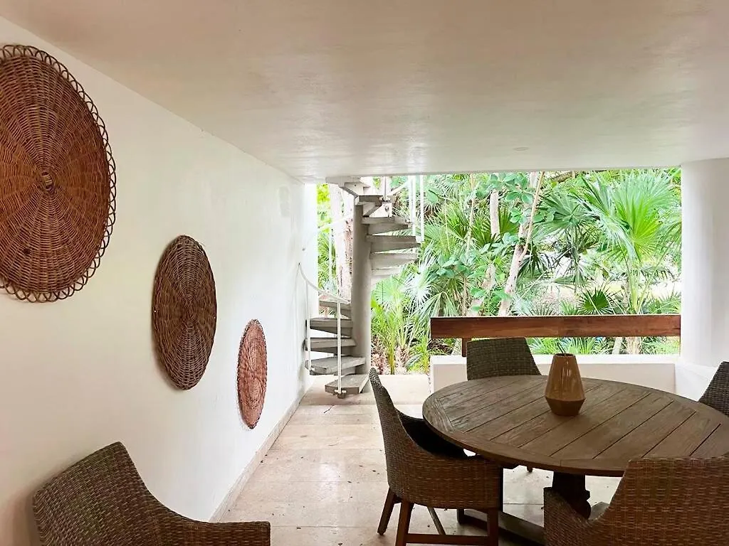 Beachside Tranquility Condo Cozumel
